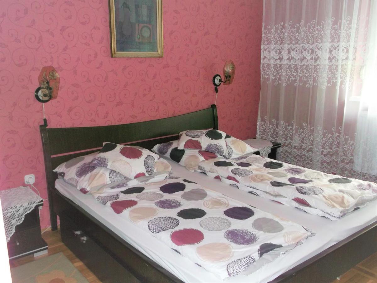 Big Apartman Hajduszoboszlo Exterior photo