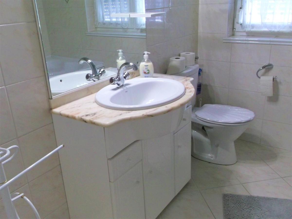 Big Apartman Hajduszoboszlo Exterior photo